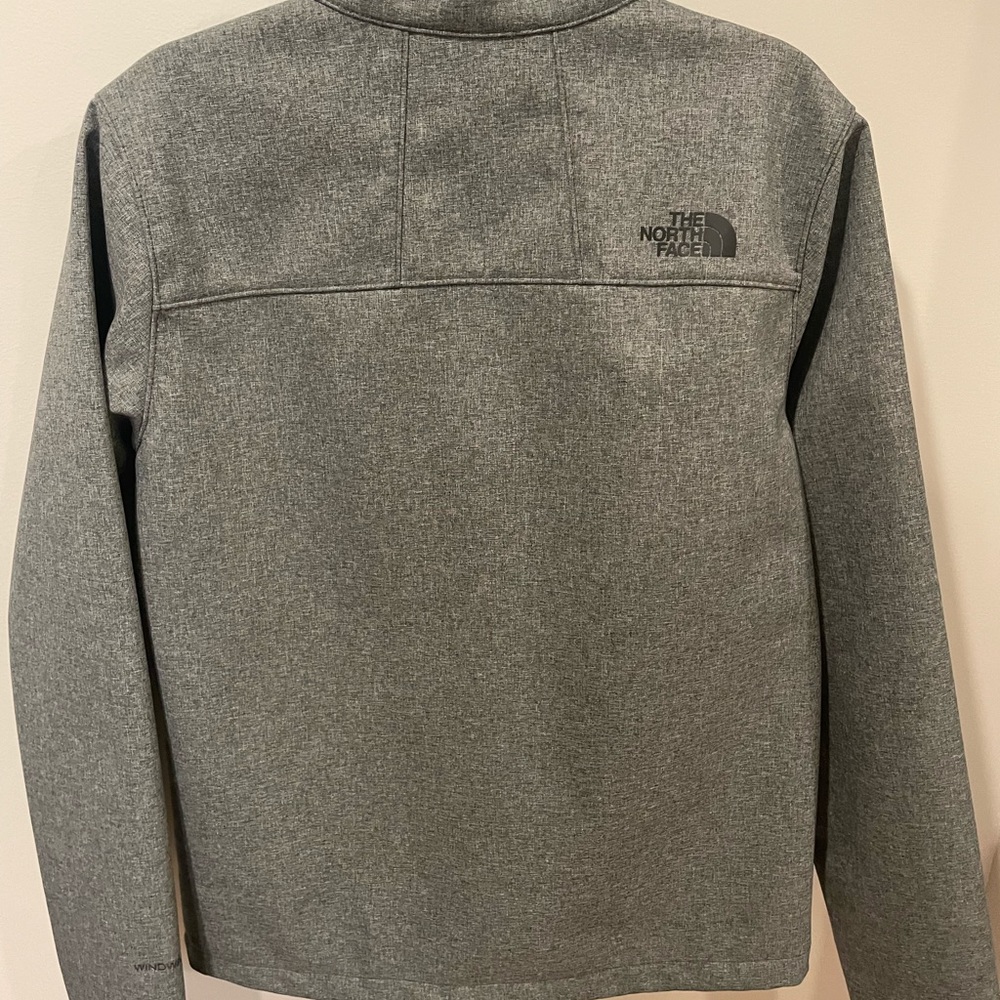 North Face jacket. Men’s size Small. New without tags.